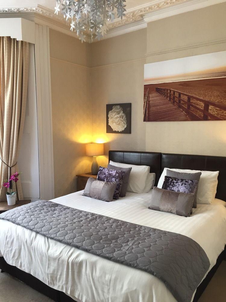 Sarnia Guest House (Adults Only) Уестън сюпър Меър Екстериор снимка